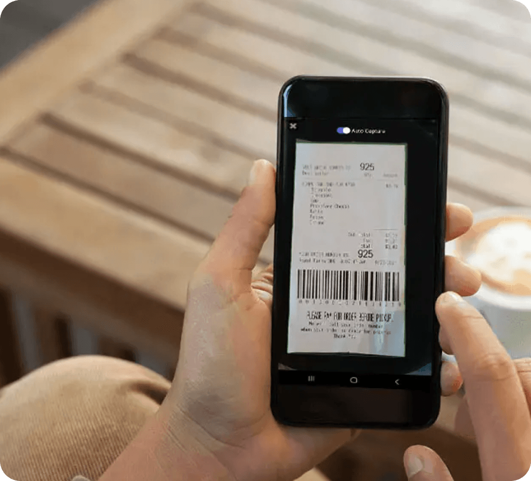 TrackFi receipt scanner app capturing expense details
